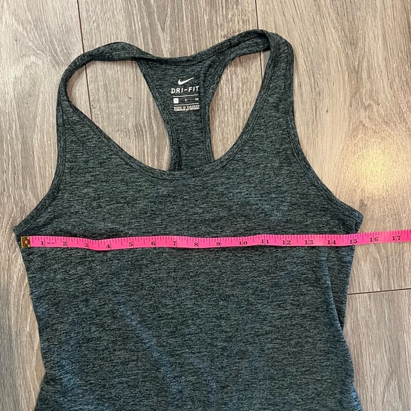 Nike Dri-Fit Women's Size XS Tank Top‎ Gray Athletic Active Gym Running - Picture 5 of 6
